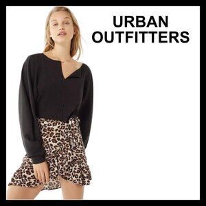 NWOT URBAN OUTFITTERS animal print ruffled wrap mob wife mini skirt